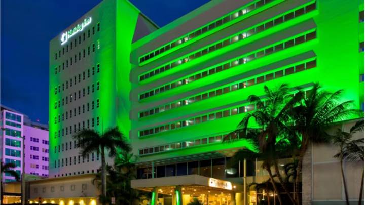 V1892 Grande Hotel 5 stelle a Milano